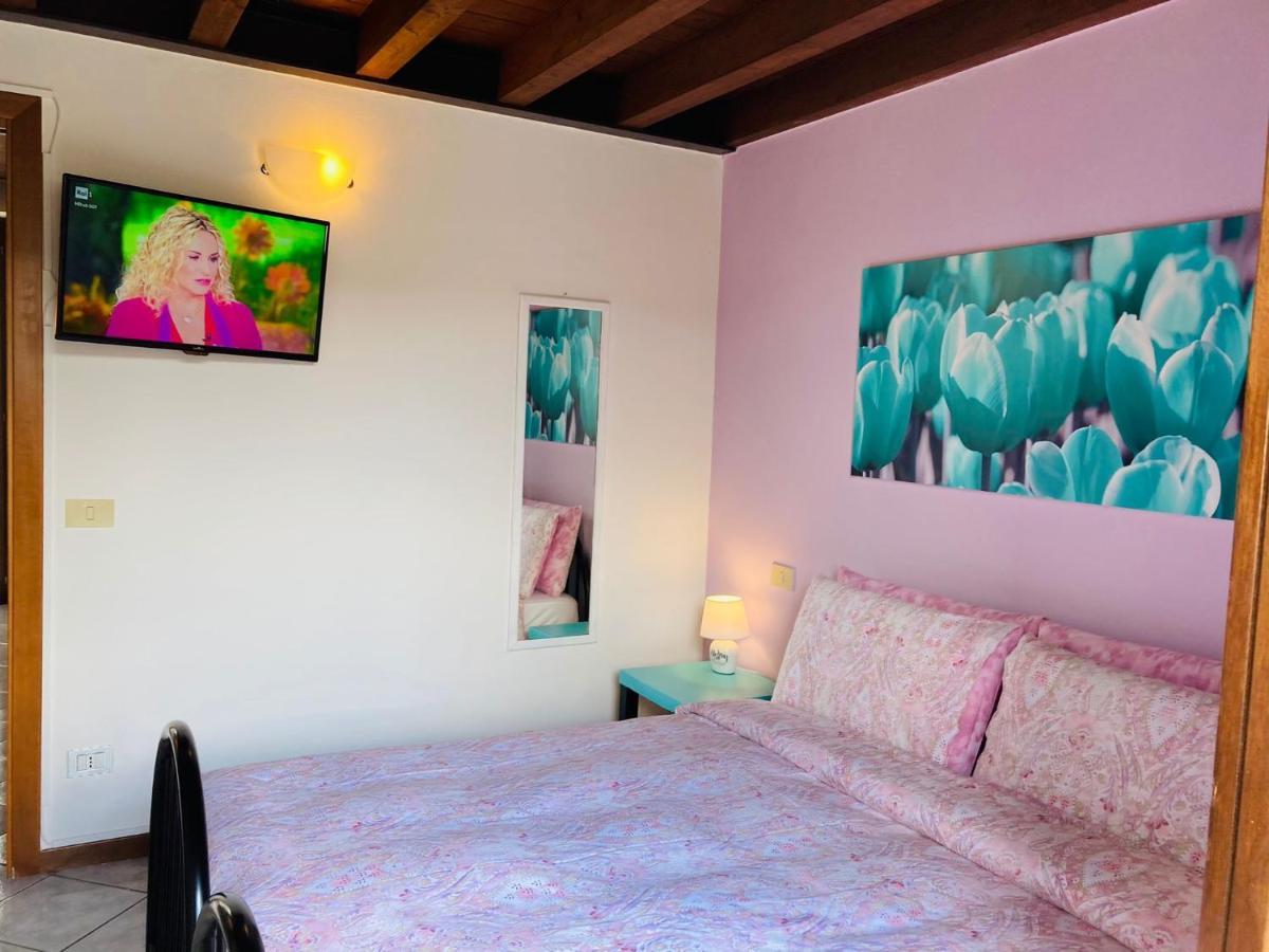 Palm Beach - Your Private And Complete Apartment In Desenzano Del Garda Exteriér fotografie