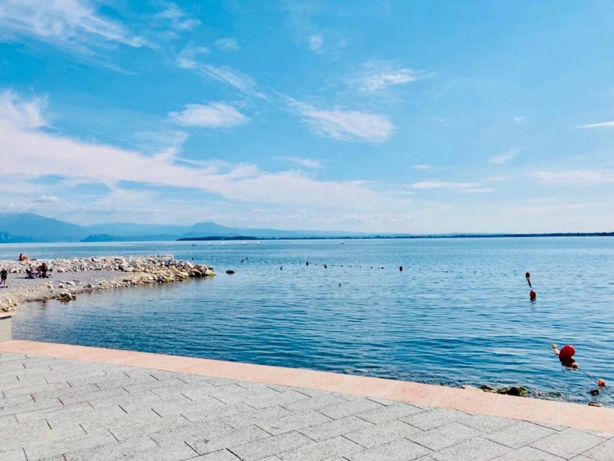 Palm Beach - Your Private And Complete Apartment In Desenzano Del Garda Exteriér fotografie